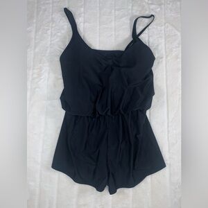 Ellen Tracy One Piece Swimsuit Womens‎ 14 Black Romper/Short Padded Stretch